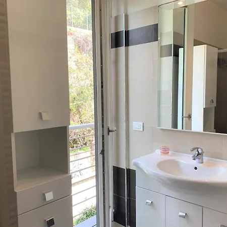 Ferienwohnung Fuer 6 Personen Ca 80 Qm In Levanto, Italienische Riviera Italienische Westkueste - B60741 *